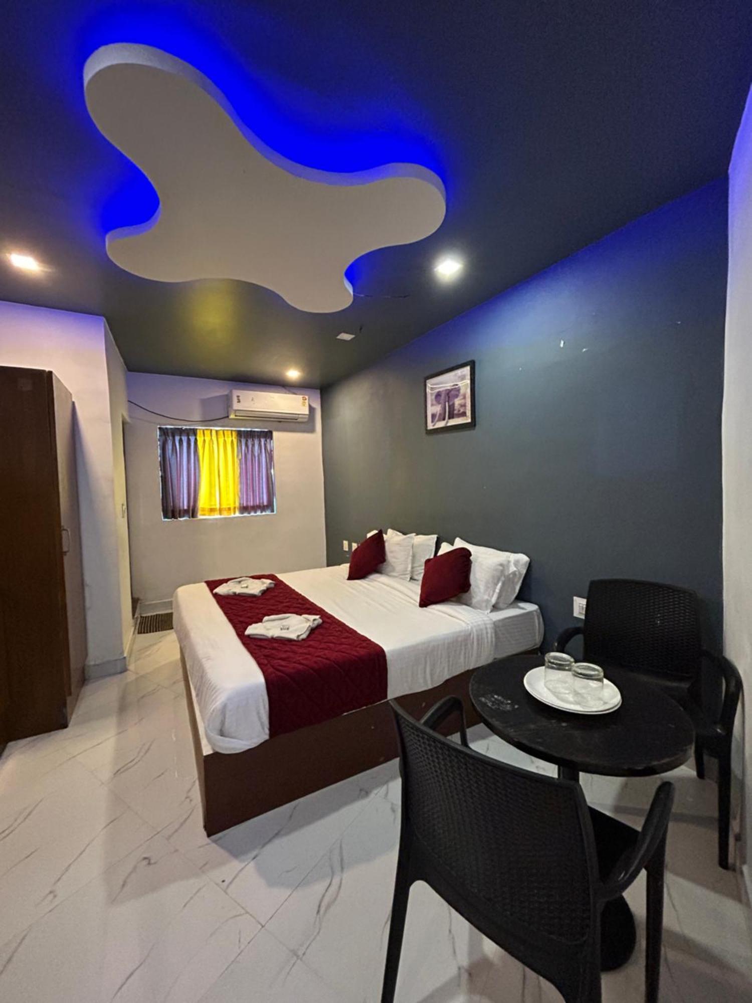 The Elite Beachview Пондичерри Экстерьер фото